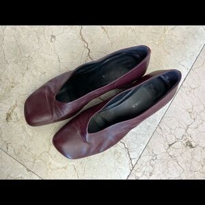 Halmanera Leather Pumps